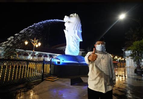 patung merlion resmi jadi ikon  kota madiun netizen