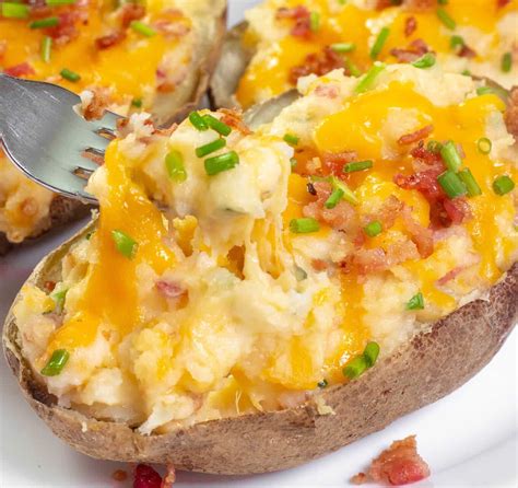 Twice Baked Potatoes Easy And Fluffy The Gay Globetrotter