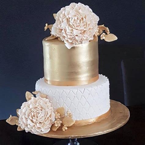 Trained in london by some of the best designers & decorators, katie creates stunning works of art. Diluka's Cakes (Sydney, Australia) - Home | Facebook