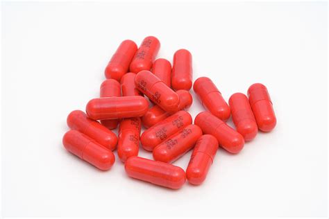 Red Capsule Medications Photograph by Science Stock Photography/science ...
