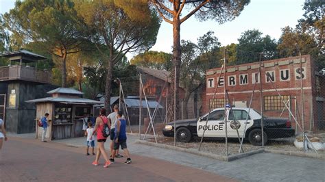Estas atracciones no tienen nada que ver con los pasajes del terror que conoces: El Parque De Atracciones De Madrid Blog Erasmus Madrid Espana