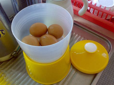 Jika masih bingung dalam menyiapkan sajian berbahan dasar telur ayam negeri yang kaya nutrisi, berikut ini terdaat beberapa resep masak telur yang dapat. P!NK YOUR HEART SINCE 2009: Corat Coret Teh Tarik dan ...