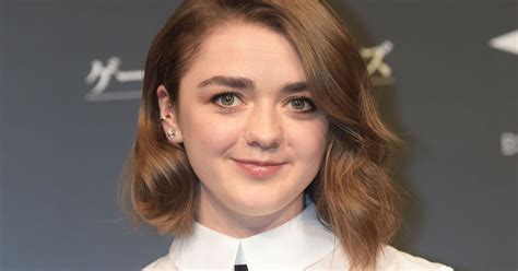 Maisie Williams Calls Out Daily Mails Objectifying Headline Time