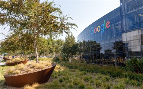 Google, plagued by data and privacy issues, still rakes it 