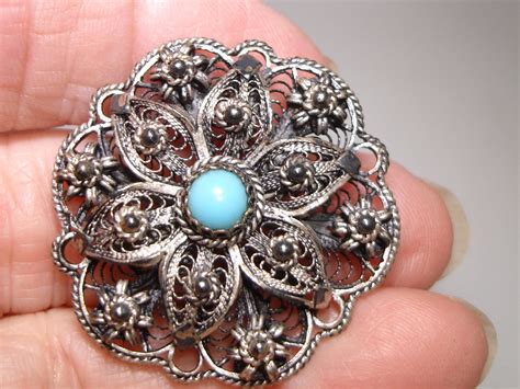 Lovely Antique Silver Filigree Turquoise Pinbrooch