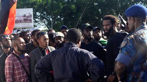 Papua New Guinea Police Fire On Student Rally Casualties Feared Bbc News