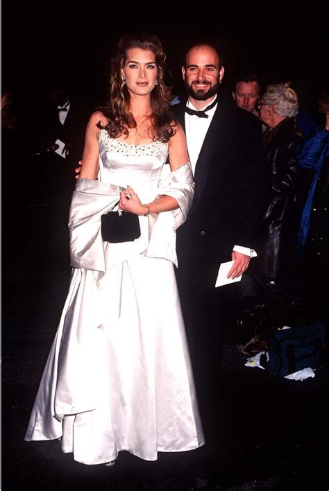 Brooke Shields Incredibly Famous Ex Husband And The Heartbreaking