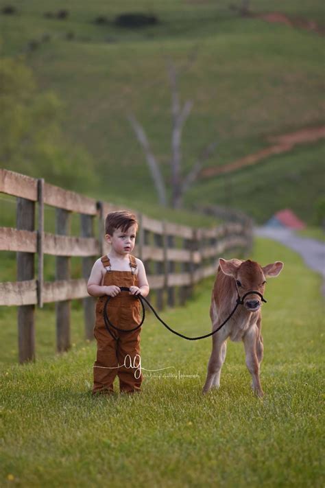 This Adorable Photo Shoot Perfectly Captures What Its Like Growing Up