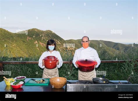 Koch Uniformen Fotos Und Bildmaterial In Hoher Aufl Sung Alamy