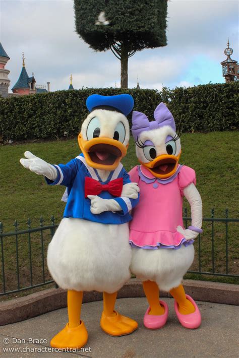 Meeting Donald And Daisy Duck Disneyland Park Disneyland Flickr