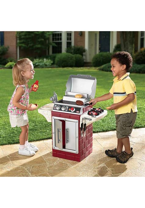 Little Tikes Role Play Backyard Barbeque Get Out N Grill