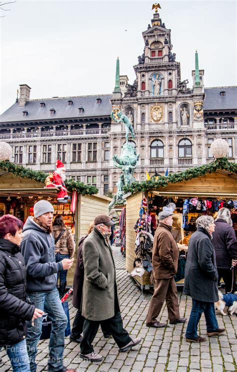 Fotodelray Christmas Market In Antwerp Or Antwerpen In Dutch Belgium