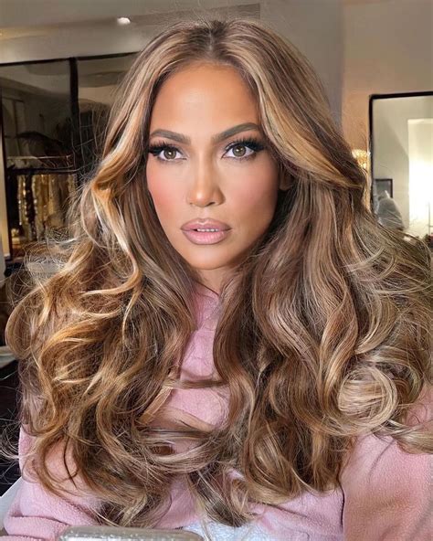 Jlo Moves On Instagram “this Look 😍💖 Follow Jlomoves For More Jlo