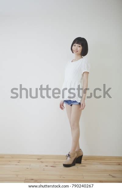 Japanese Women Standing Room Stock Photo Shutterstock