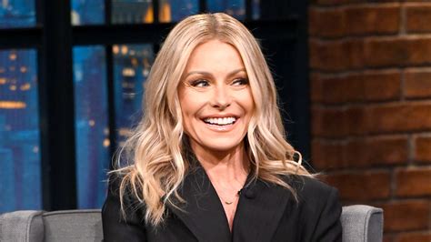 Watch Late Night With Seth Meyers Highlight Kelly Ripa Accidentally Harassed Her Husband On The