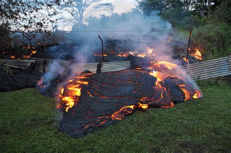 The confusion has started since the invention of the digital clock. Midday Lava Flow Update - Tuesday, Oct. 28