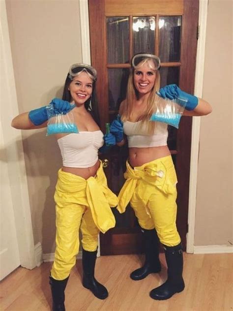 30 Easy And Simple Last Minute Halloween Costumes For Women In 2020 Trendy Halloween Costumes