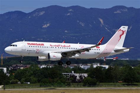 Tunisair Airbus A Ts Imw Named Farhat Hached Th Crocoll Flickr