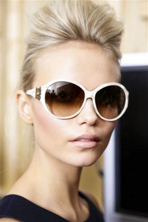 15 Awesome Ombre Effect Sunglasses For This Summer Styleoholic
