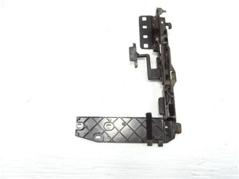 16 Mercedes W463 G63 G550 Sunroof Angle Bracket Left 1267821112 W126 S Auto Parts