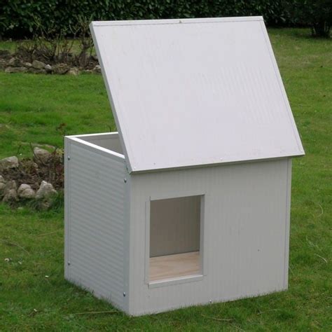 Small Outdoor Dog House Insulated With Flat And Sunroof Mod Piccolo
