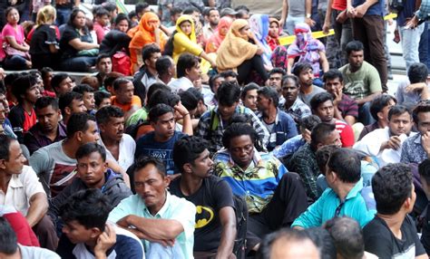 Under malaysian immigration laws, the detainees could be deported and banned from reentering malaysia. No more second chances for illegal immigrants and their ...