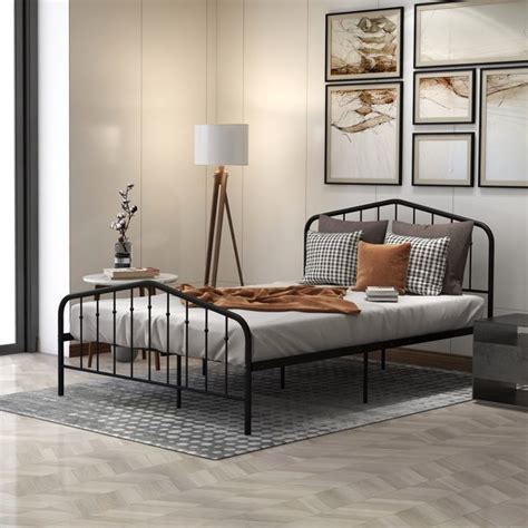 But by 1970, a trend was seen towards the manufacture of both a headboard and a footboard. Euroco Metal Full Size Platform Bed With Headboard and ...