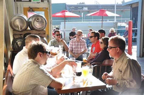 Outdoor Drinking Guide Summer Guide Oakland Berkeley Bay Area And California East Bay Express