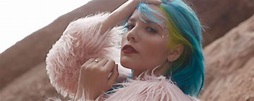 [WATCH] Halsey - "Colors" - The Daily Listening