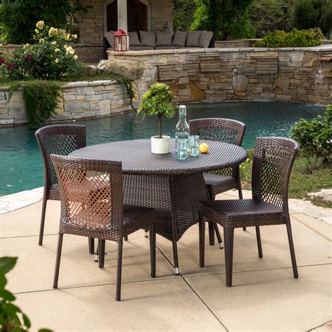 Cisneros 5 Piece Outdoor Round Wicker Dining Set Multibrown