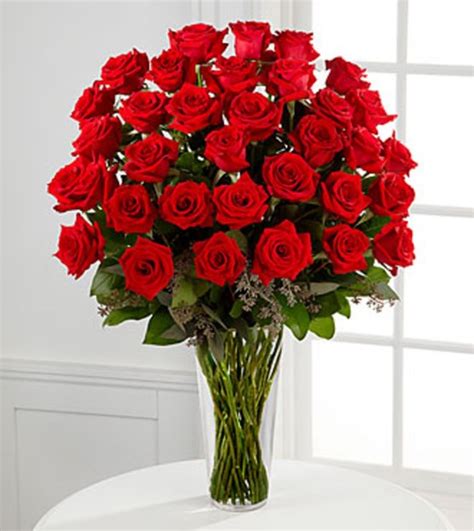 60 Red Roses Romantic Bunch Online Flowers In Dubai Uae Abu Dhabi