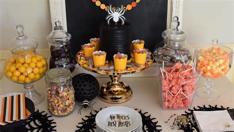 Easy Dessert Table Ideas For Serving Up Some Halloween Sugar