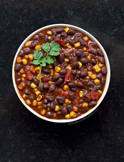 Easy Vegetarian Chili Recipe She Wears Many Hats