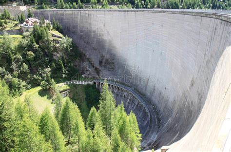 Dam Wall Lago Di Beauregard Val Grisenche Italy Stock
