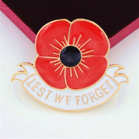 lest we forget enamel red poppy brooch pin badge golden flower british world war ii remembrance
