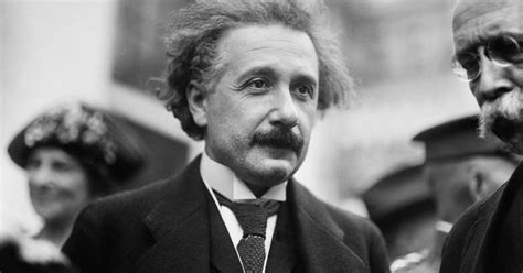 Top 10 Greatest Scientists Who Ever Lived I Top Ten List