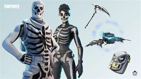 Skull Trooper With Weapons And Mask Hd Fortnite Wallpapers Hd