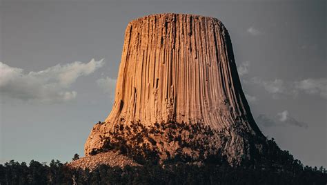 Devils Tower Wind Cave Mt Rushmore To Badlands Road Trip Itinerary