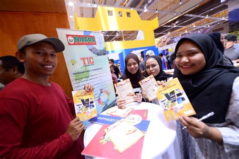 Sambutan hari peladang, penternak dan nelayan kebangsaan (hppnk) 2017 dan festival makanan malaysia (mff) yang berlangsung di taman ekspo pertanian malaysia (maeps) HARI PELADANG, PENTERNAK DAN NELAYAN KEBANGSAAN BAKAL ...