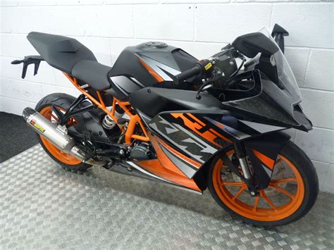 Click a model name to show specifications and pictures. KTM RC 125 2015 SPORTS BIKE NOW WITH FREE AKRAPOVIC ...