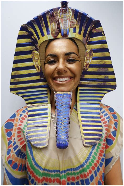 tutankhamun headdress