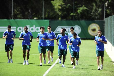 À Espera De Reforços Palmeiras Inicia O Ano Com 31 Atletas Veja A Lista