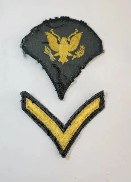 Vintage Us Army Specialist E4 Rank Patch Green Gold Eagle Embroidered