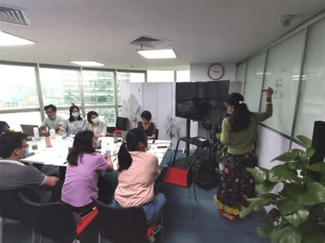 只需一个 google 帐号即可使用所有 google 产品/服务. 儿童保护家庭决策会议本土化行动研究项目：社工培训及个案评估会议_困境