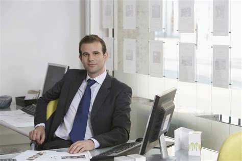 Broker Definition - Not Same As Agent