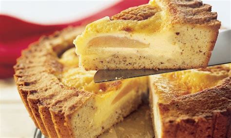 Für die füllung aus milch, puddingpulver und zucker einen pudding kochen und kaltrühren. Birnen-Kuchen mit Crème-fraîche | Rezept | Rezepte, Birnen ...