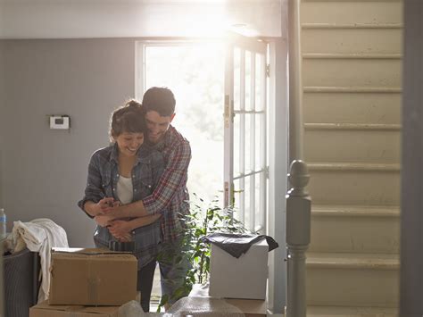 Why Living Together Before Marriage Is A Good Idea Popsugar Love Uk
