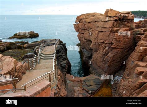 Ocean Side Cliffs Stock Photo Alamy