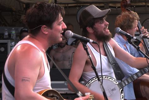 Mumford And Sons Preview New Lp At Bonnaroo Rolling Stone