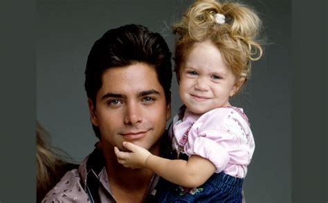 Full House John Stamos Shares Video Of Olsen Twins Behind The Scenes